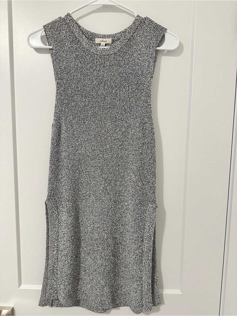 Aritzia Wilfred Palmier Sleeveless Split Hem Tunic Knit Sweater Top Size XS - Picture 3 of 12